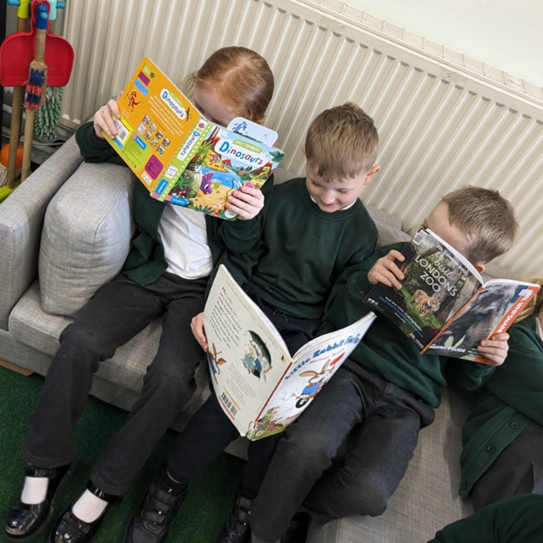 pupils reading